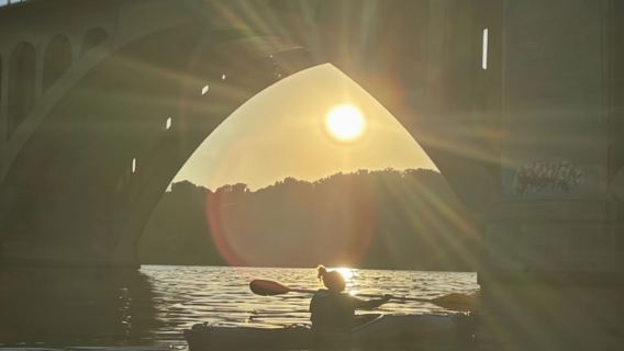 Washington DC: Guided Sunset Kayak Tour From Key Bridge