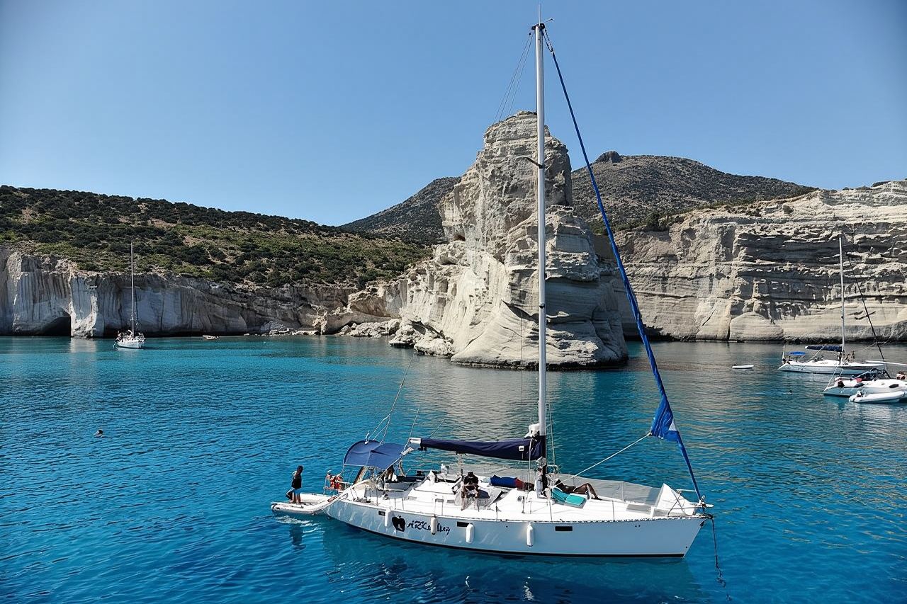 Full day sailing cruise on the West side of Milos island