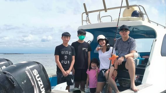 8 horas de aventura de pesca con barco charter en Nusa Penida, Bali|Indonesia