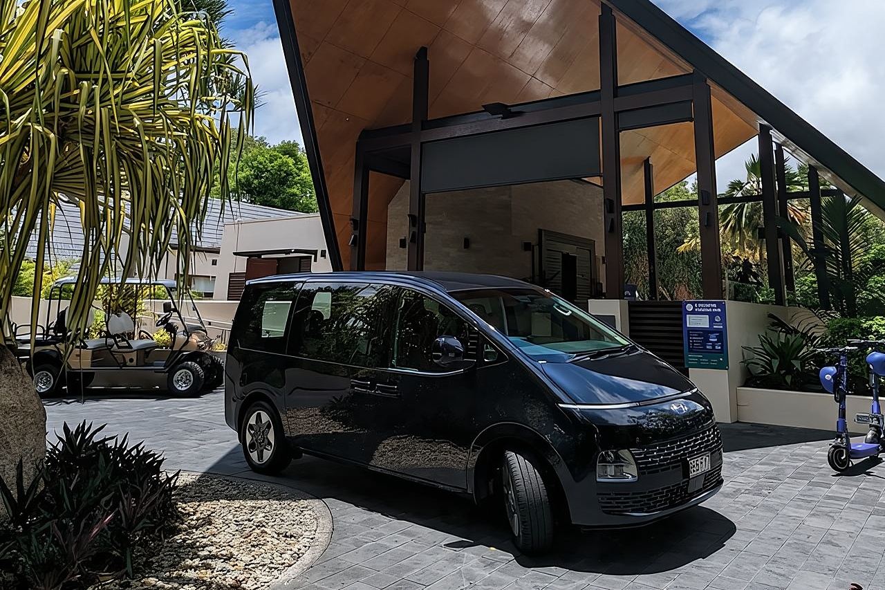Cairns airport to port Douglas private Transfers one way