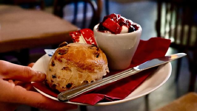 Tour gastronómico por Edimburgo con whisky, haggis, un plato secreto y más