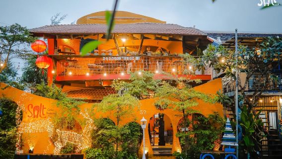 Hoi An: Hidden Gems Tour with Village Café & Beach Walk