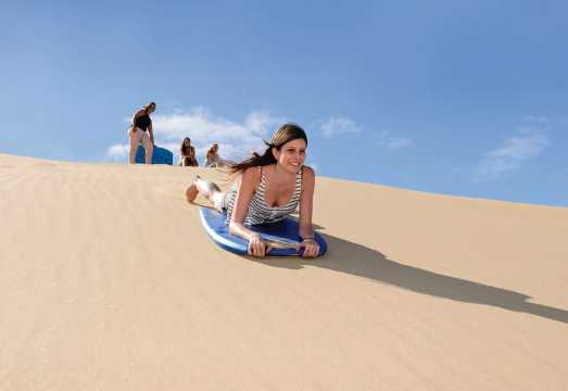 Paihia: Cape Reinga and Ninety Mile Beach Trip with Lunch