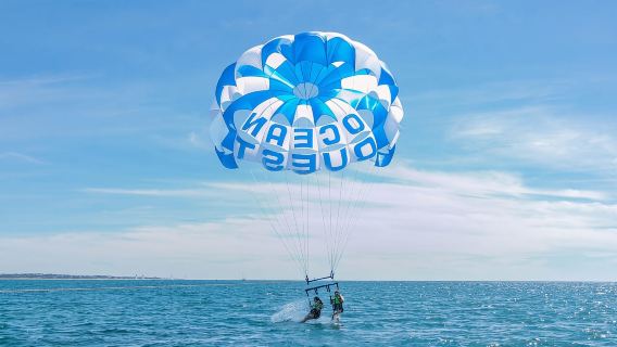 Marina de Vilamoura : Parachute ascensionnel