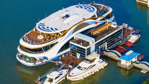 Changsha Xiangjiang Cruise Experience | Orange Island Pier/Yuelu Mountain Pier/Three Halls One Center Pier (Glittering Night Views + Scenic Mountains & Waters + Romantic Journey)