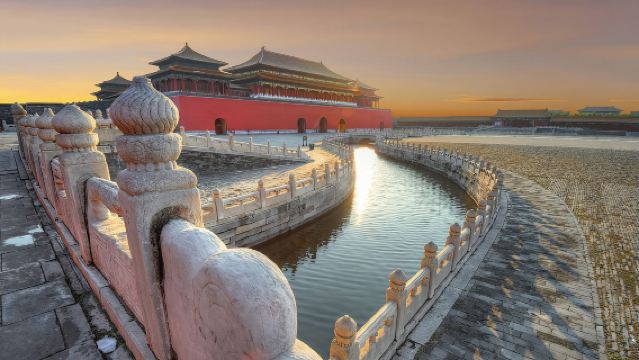 故宮博物館人員導覽