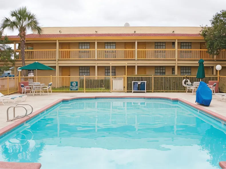 La Quinta Inn by Wyndham IH-10 West San Antonio TX