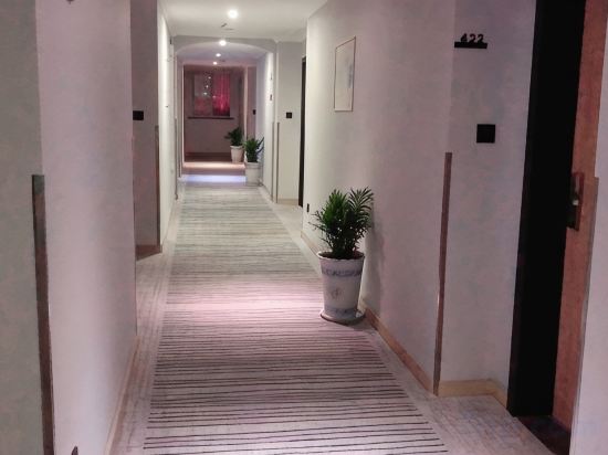 Others 4, GreenTree (Jinhu West Road 84 Plaza), Huai'an