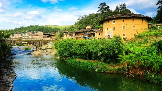 Fujian Yongding Gaobei Tulou and Yunshuiyao Scenic attraction 1-day tour+ Multilingual guide+ Free Transfers