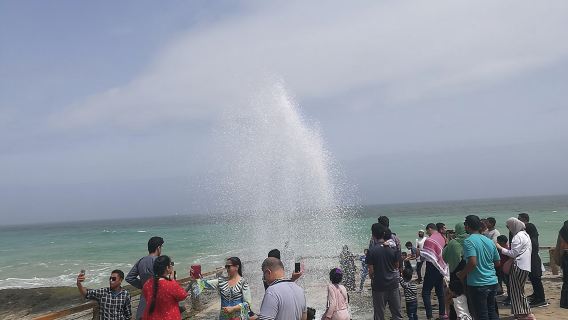Esplora lo straordinario scenario naturale di Salalah occidentale: un tour di un giorno intero