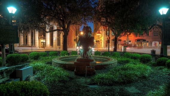 El tour de fantasmas Grave Tales en Savannah