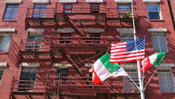 3 New York Neighborhoods Semi-Private Tour : SoHo, Chinatown and Little Italy