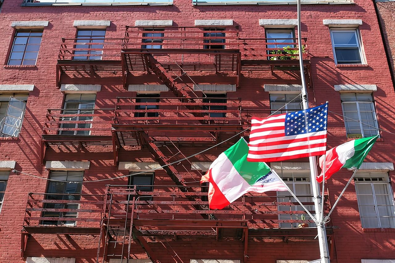 3 New York Neighborhoods Semi-Private Tour : SoHo, Chinatown and Little Italy