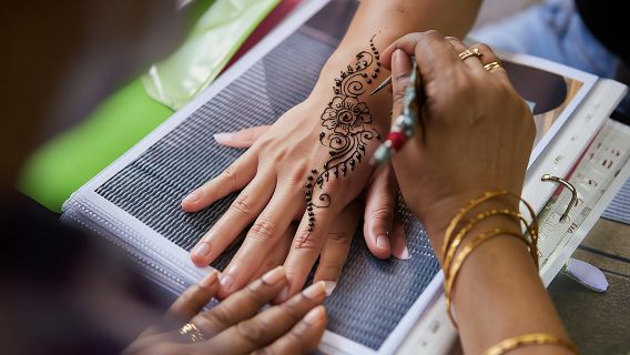 Culture and Food Experiential Tour of Little India Singapore