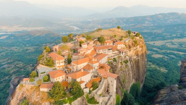 excursión de un día a Meteora Sky City desde Atenas, Grecia (almuerzo opcional)
