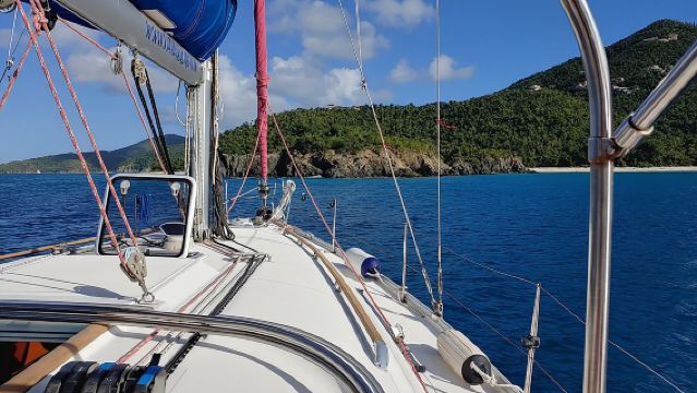 St John & Surrounding Cays - Full-Day Sail/Snorkel, 6 Guests Max
