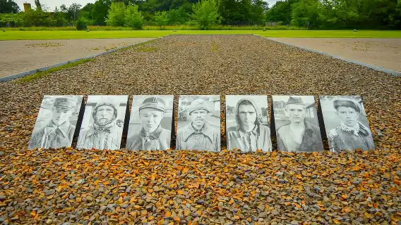 Berlin: English Bus Tour to Sachsenhausen Concentration Camp