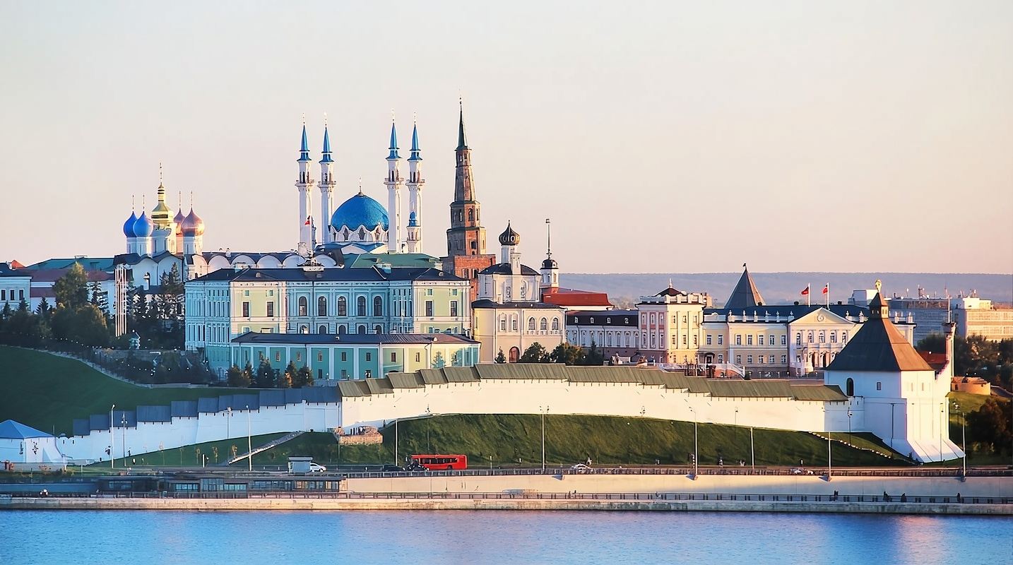 Kazan Kremlin + Kazan circus day tour