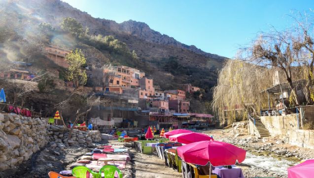 Perjalanan Sehari ke Pergunungan Atlas: Air Terjun Setti Fatma & Makan Tengahari