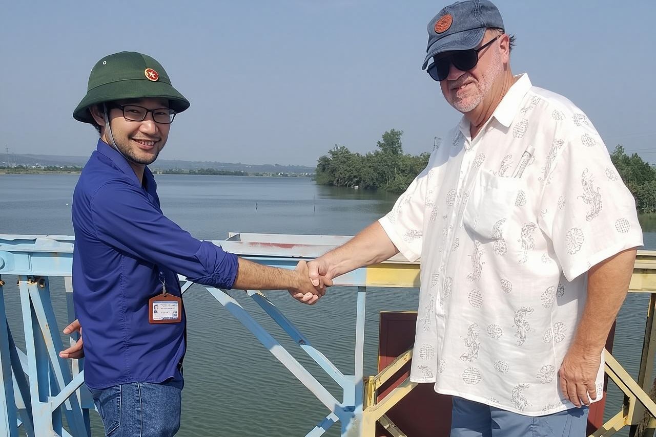 PRIVATE DMZ Tour from Hue - Half Day - Vinh Moc Tunnels