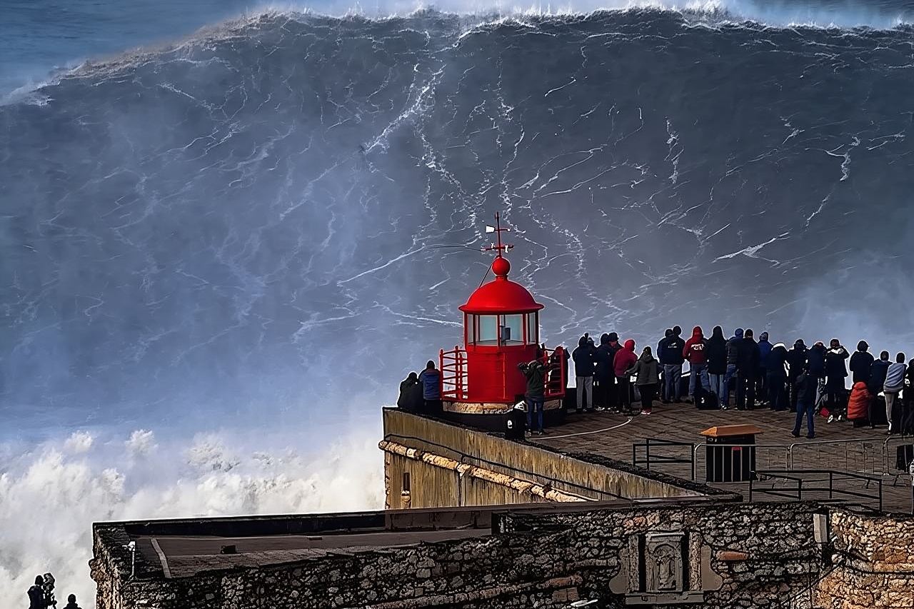 From Lisbon : Óbidos & Nazaré Giant Waves, Ginja & Small Group