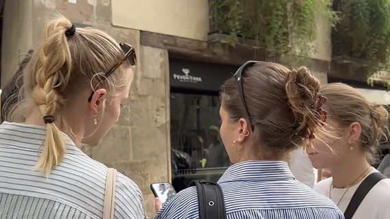 เกมไขคดีฆาตกรรมเชอร์ล็อก โฮล์มส์แบบมีไกด์นำทางเองที่เมืองสตุตการ์ต