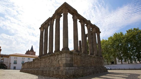 one-day tour to Évora from Lisbon
