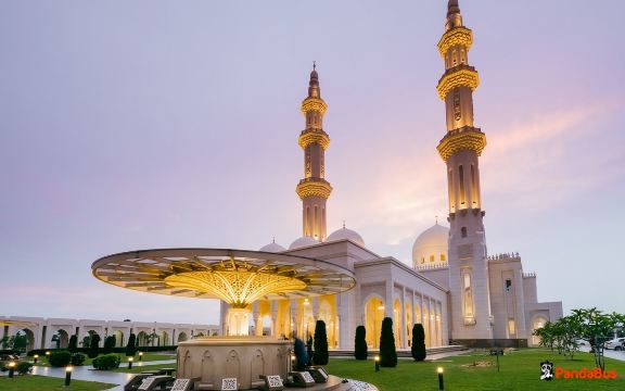 Kuala Lumpur | [Departure Day Plan] White Mosque + Airport Transfer | English-speaking Driver