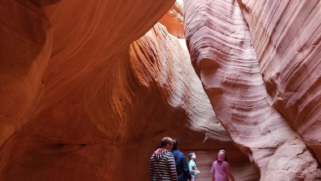 Peek-A-Boo Slot Canyon Tour UTV Adventure (Private)