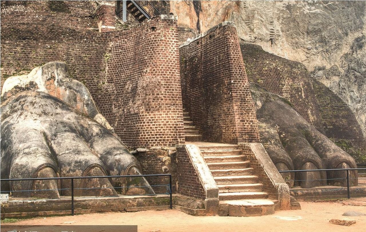 Sri Lanka|Excursión de un día a las cuevas de Dambulla y la roca del león|Salida desde Colombo/Negombo|Coche privado&