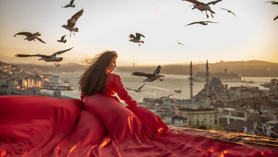 Rooftop photography on the most beautiful rooftop in Istanbul