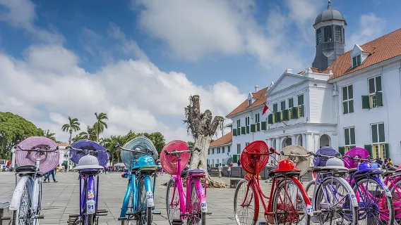 Jakarta Half-Day Highlights Tour