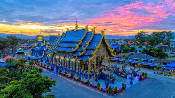 タイ チェンマイ ワット バーンデン+ワット ローンクン+バーンダム博物館+メーカチャン温泉 ワンデーツアー【12名様限定少人数ツアー】