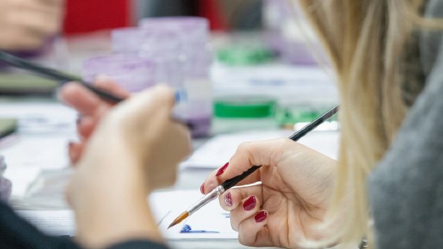 Porto: Laboratorio di pittura su piastrelle con vino Porto (Sé do Porto)
