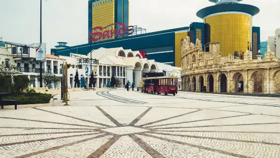 澳門【20人團】贈流量卡+大三巴+路環漁村+威尼斯人+自助餐