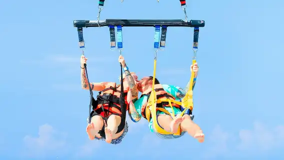 Riviera Maya: Parasailing Tour with Beach Club Access