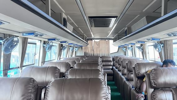 Kursi Sofa Kathmandu ke Pokhara - Bus Internasional yang Andal