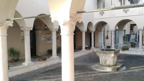 Visita guidata a piedi sulle colline di Verona