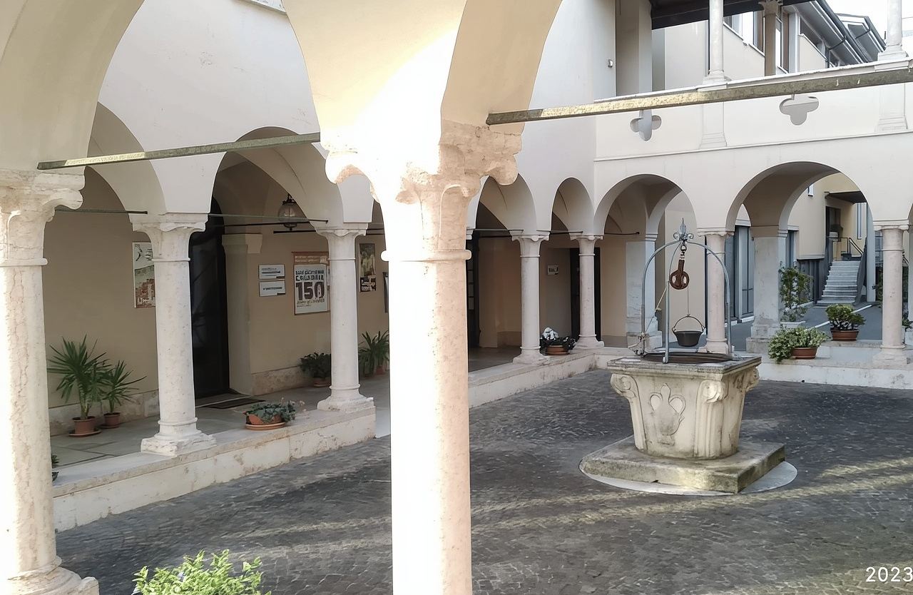 Guided Walking Tour on Verona Hillside