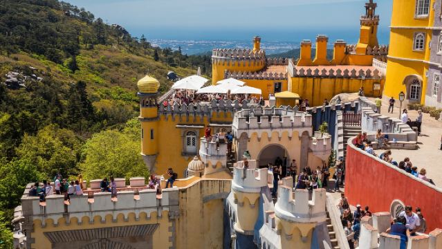 Lisboa: Sintra, Pena, Regaleira, Roca, Cascais (con recogida)