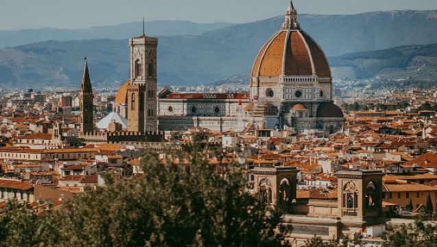 Tootbus Tuscany: Flexible Intercity Pass Connecting Florence, Pisa, Siena, Lucca and San Gimignano