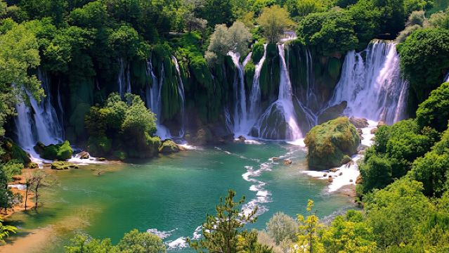 Mostar and Kravice Waterfalls full-day tour with pickup from Dubrovnik