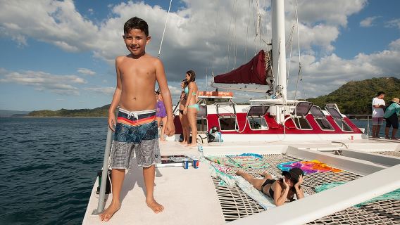 Катание на катамаране и сноркелинг из Плайя-Эрмоса