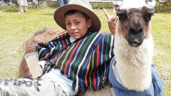 ทัวร์ส่วนตัวไปโอตาบาโลและบริเวณโดยรอบ