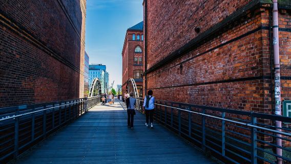Hamburg: Entdeckungstour – Westfieldcenter zur Elbphilharmonie