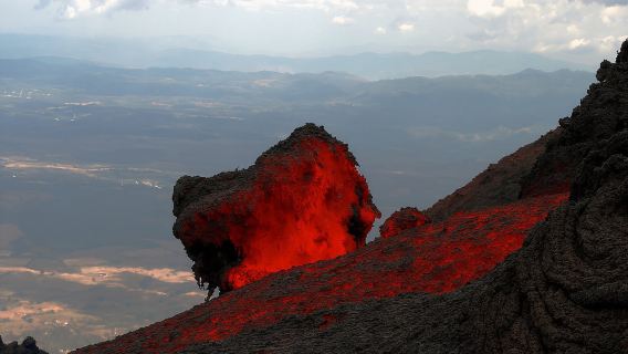From Guatemala City or Antigua: Pacaya Volcano Day Tour