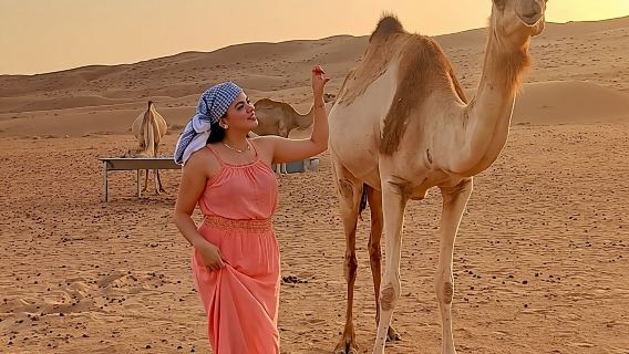 Oman Highlights: Wahiba Sands Desert & Wadi Bani Khalid Tour