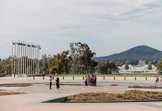 From Sydney Full-Day Tour to Canberra with Parliament House and War Memorial