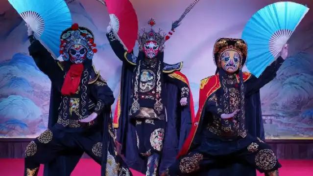 【重慶】八一劇場•國粹川劇（非遺文化表演+感受東方神韻+慢品蓋碗茶）