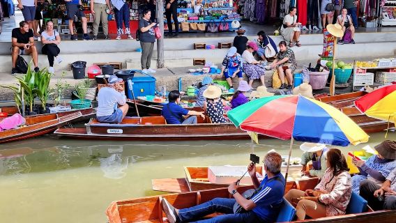 ทัวร์วันเดียว/ทัวร์หลายวัน ตลาดน้ำดำเนินสะดวก + ตลาดรถไฟแม่กลอง + วัดประตูน้ำ ในกรุงเทพฯ ประเทศไทย